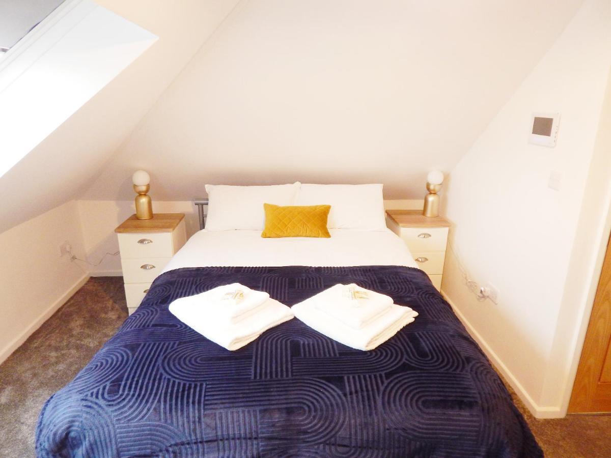 Modern, Well Located En-Suite Rooms With Parking - Orbitat Accommodations CBG Exterior foto
