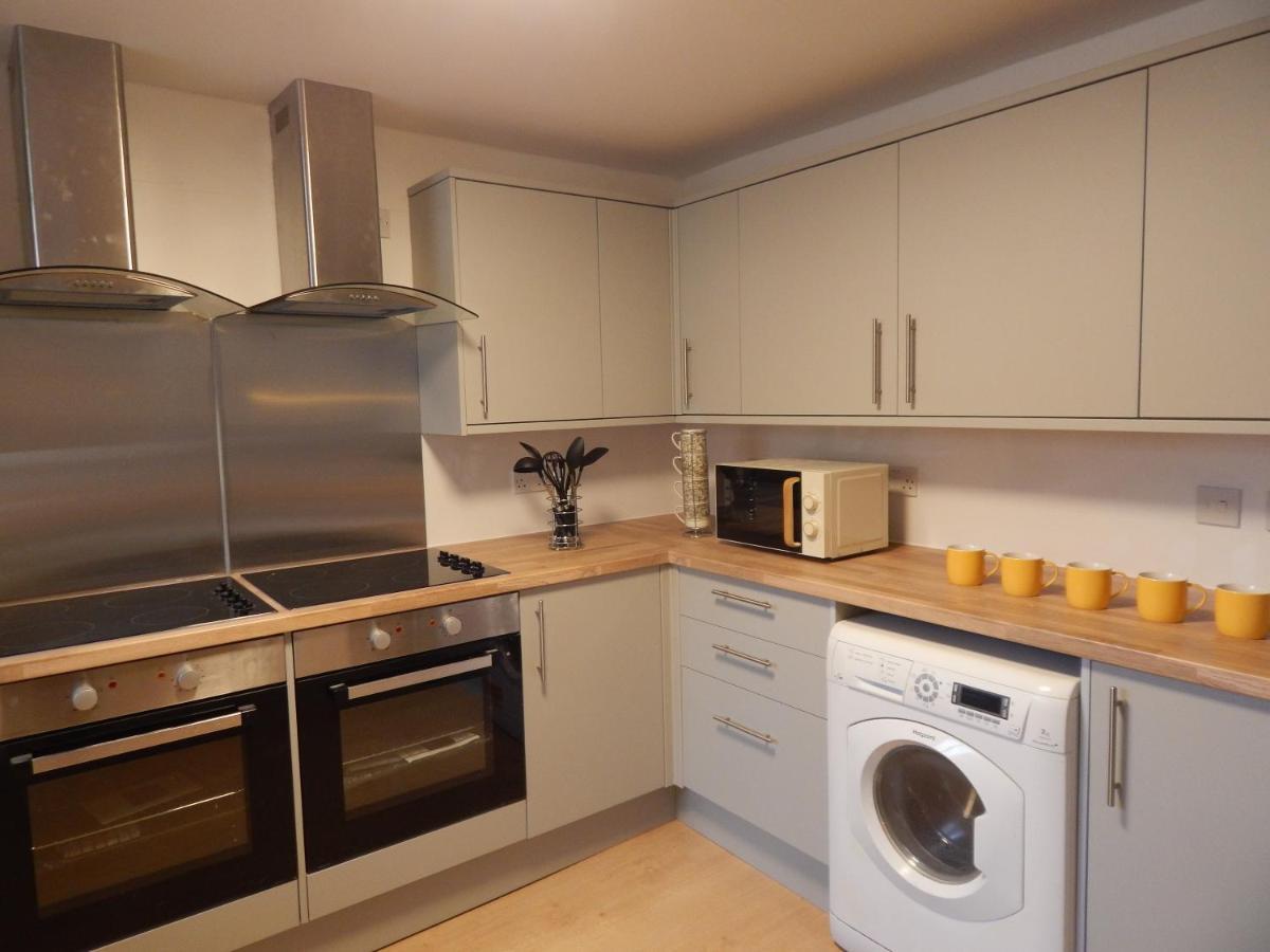 Modern, Well Located En-Suite Rooms With Parking - Orbitat Accommodations CBG Exterior foto