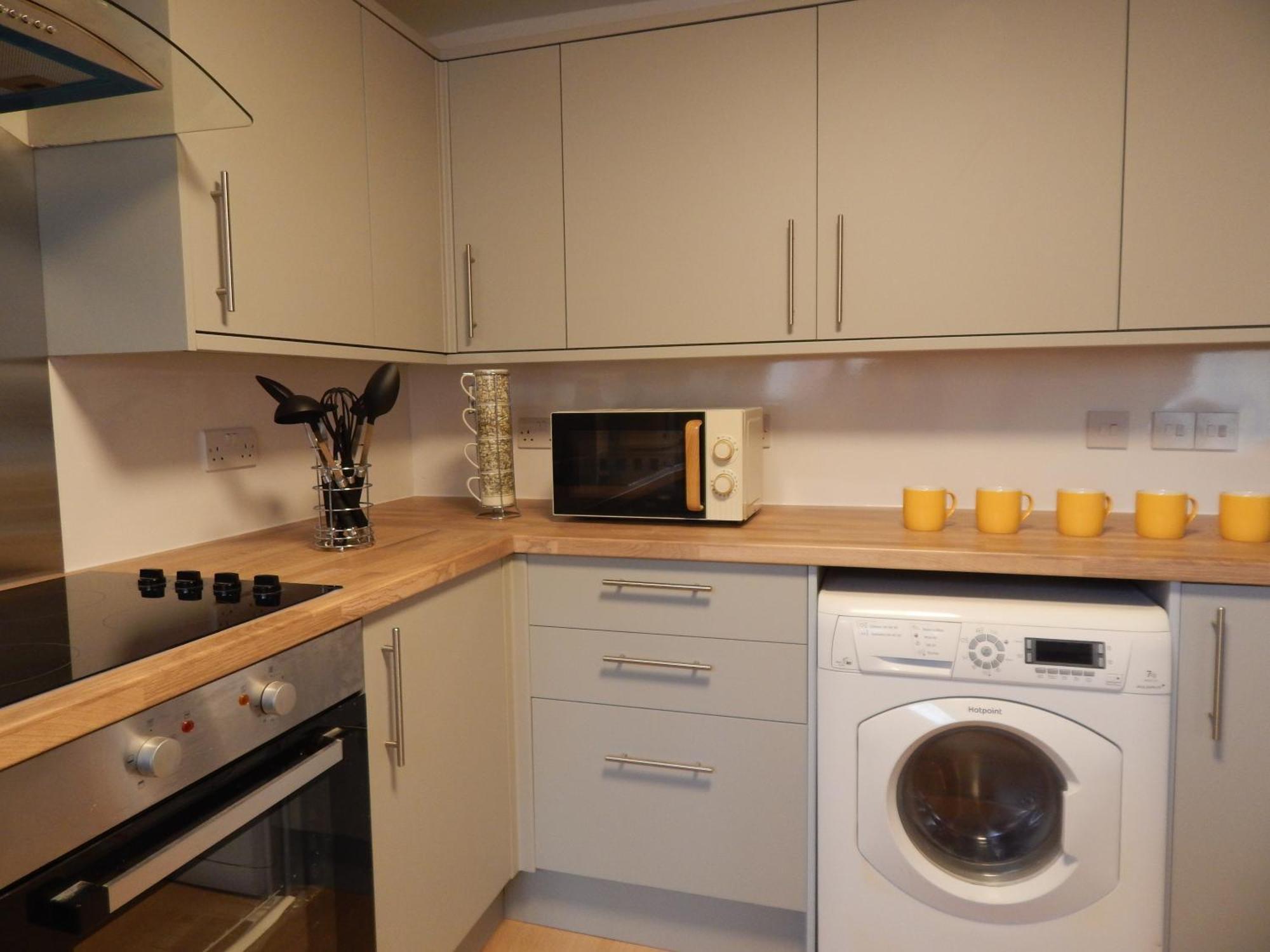 Modern, Well Located En-Suite Rooms With Parking - Orbitat Accommodations CBG Exterior foto